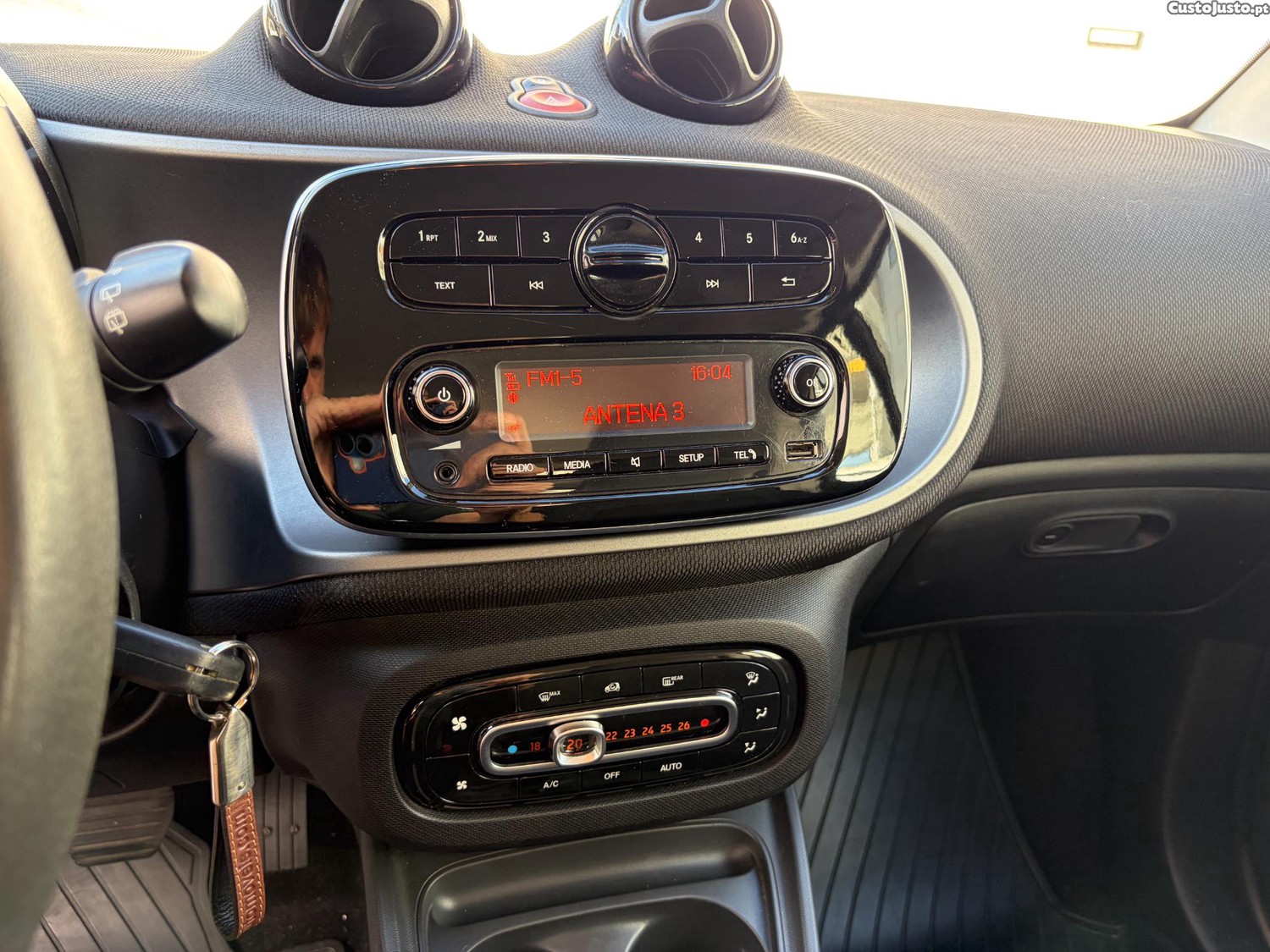 Smart ForTwo Coupe — photo 4