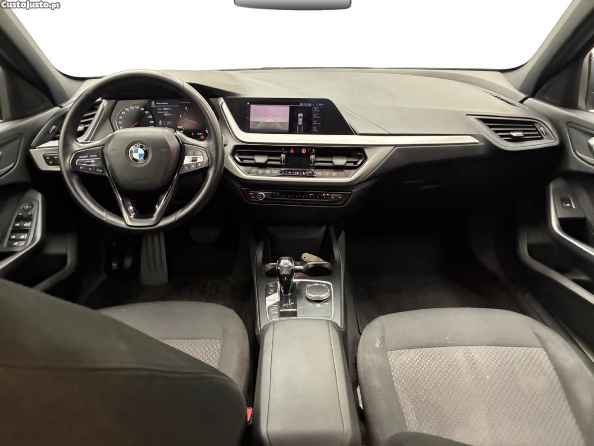 BMW 116 d Business Design - 21 — photo 4