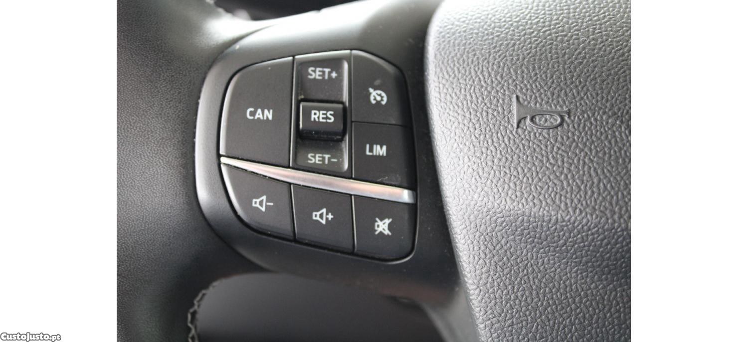 Ford Puma 1.0 EcoBoost MHEV Titanium — fotografia 15