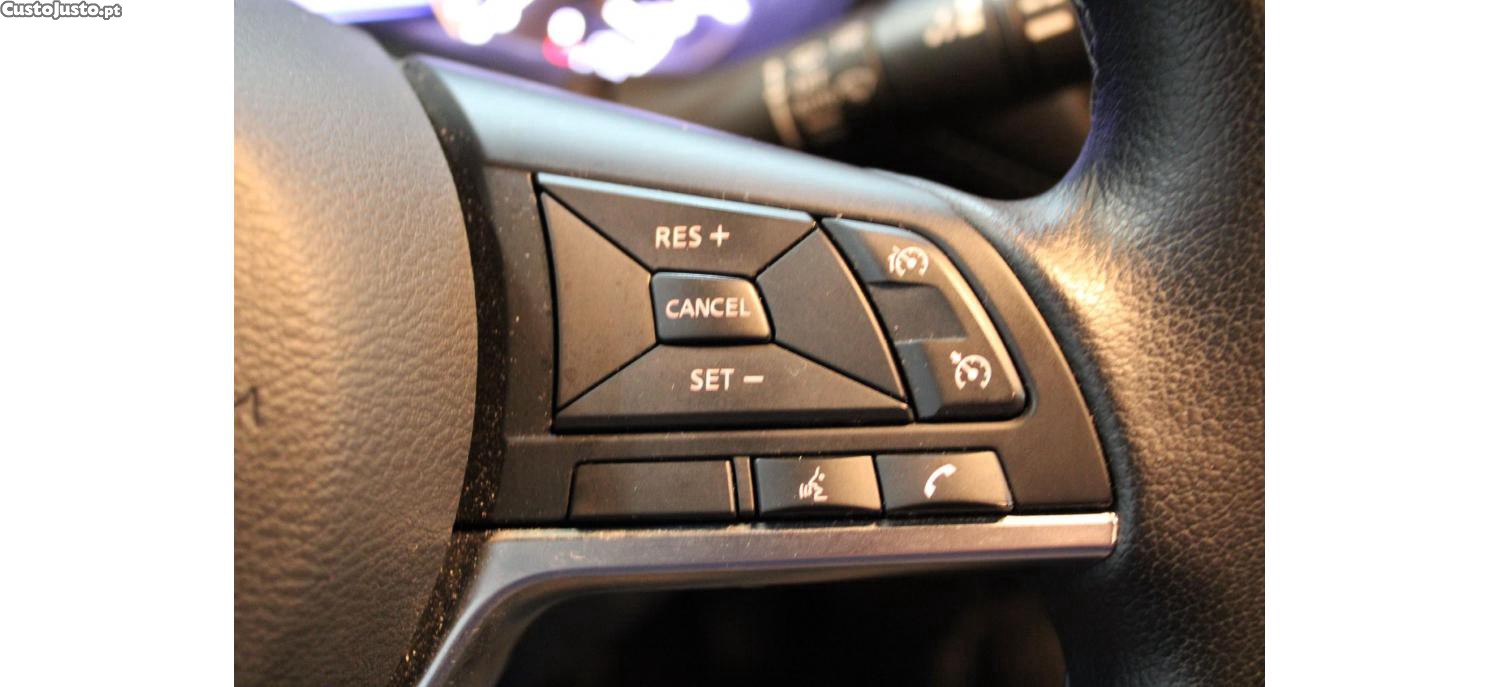 Nissan Juke 1.0 DIG-T N-Connecta 114cv — fotografia 3