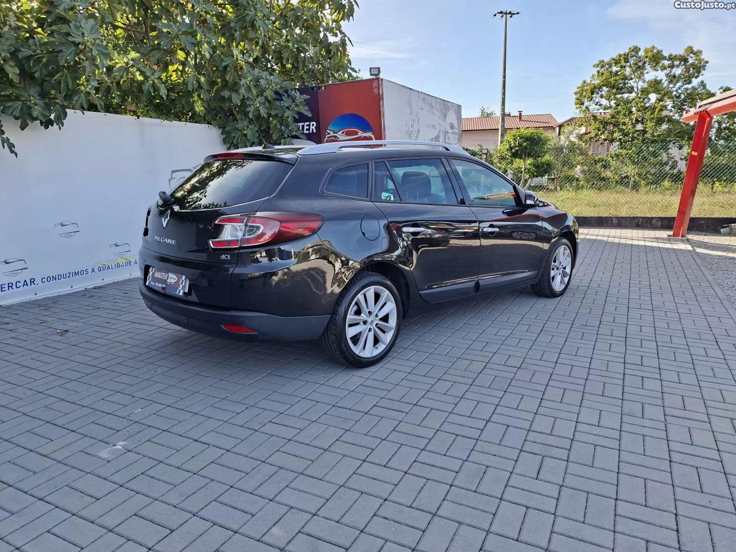 Renault Mégane 1.5 dci dynamique s ss — fotografia 12