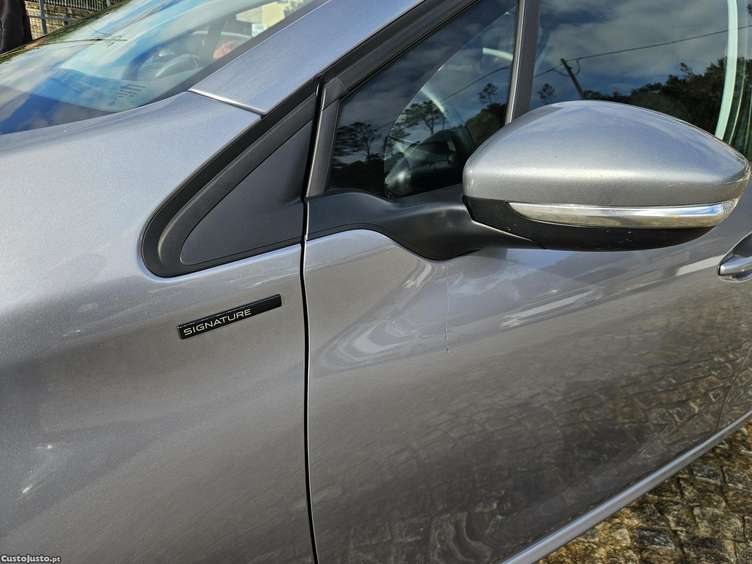 Peugeot 208 1.5 HDI Signature 103cv — fotografia 15