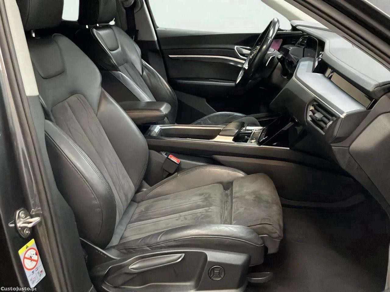 Audi e-tron Sportback 55 quattro S line — fotografia 10