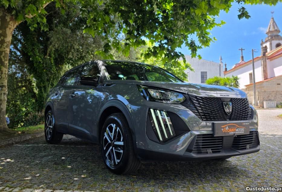 Peugeot 2008 50 kWh Active Pack — fotografia 11