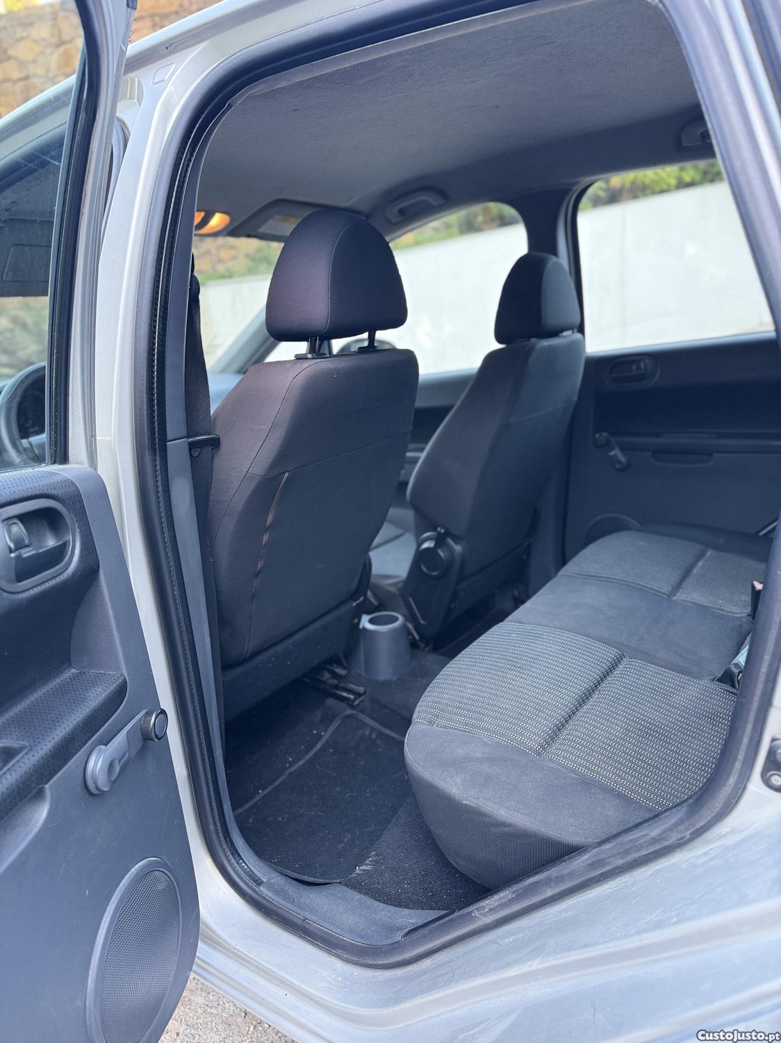 Mitsubishi Colt 1.1 — fotografia 7