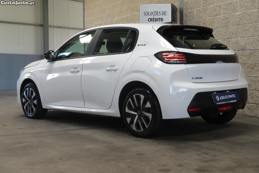 Peugeot e-208 50 kWh SE Style - 25 — photo 3