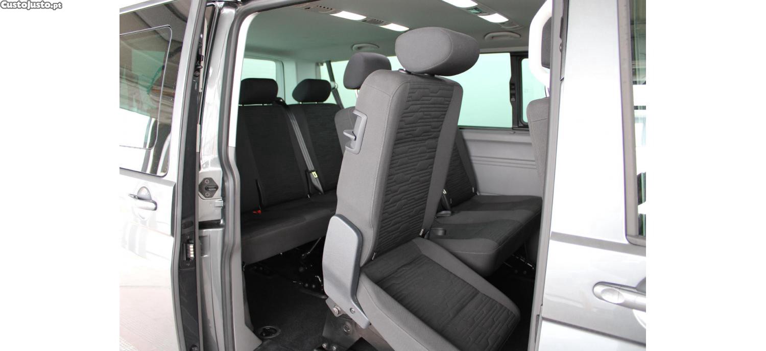 Volkswagen Caravelle Comfortline 2.0 TDI 150cv — fotografia 10