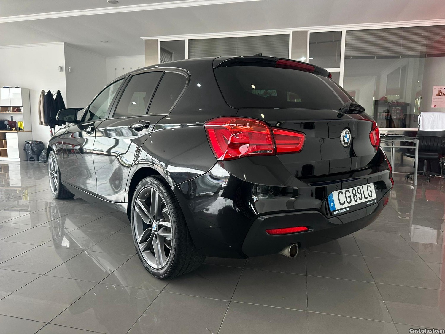BMW 116 d Pack M — fotografia 17