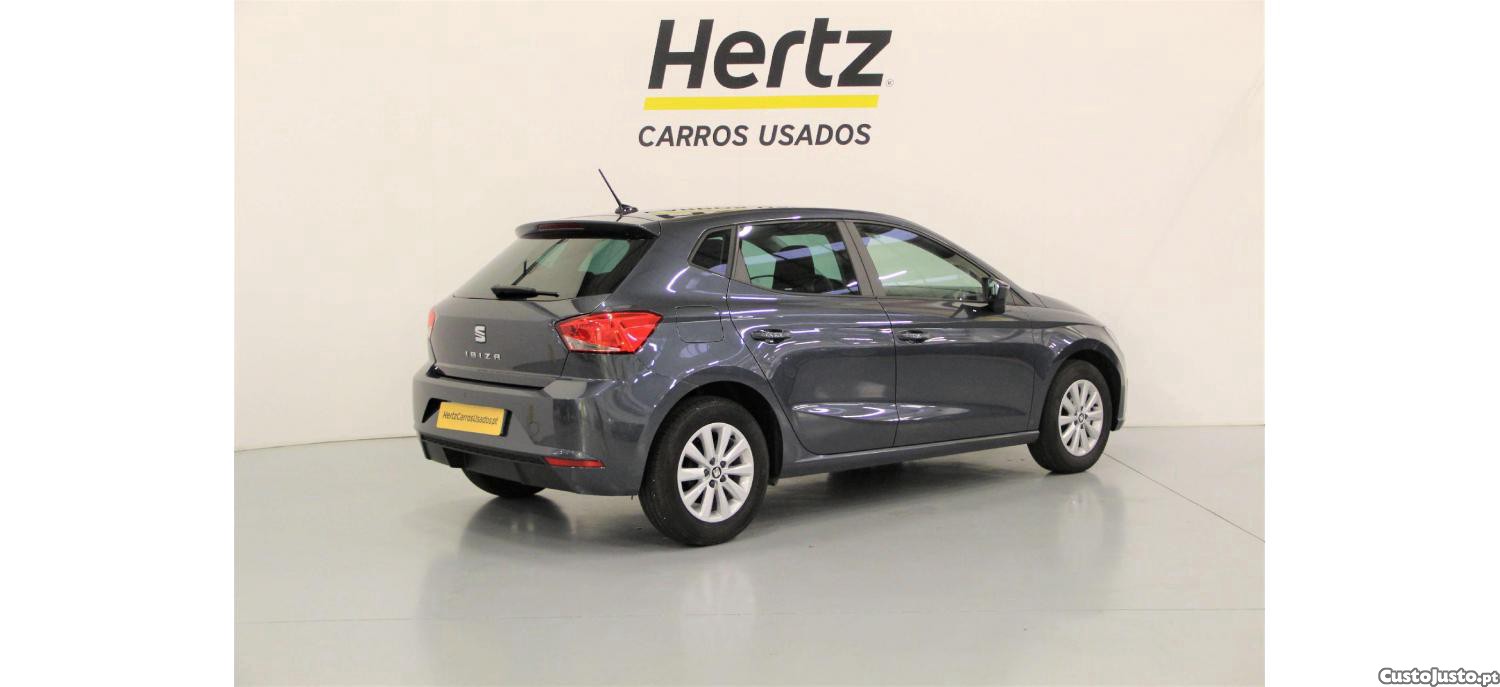 SEAT Ibiza 1.0 TSI Reference 95cv — fotografia 14