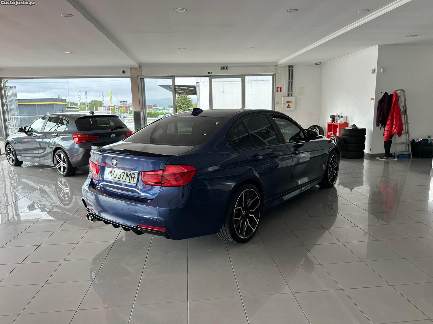 BMW 318 d Pack M Shadow Auto — fotografia 13