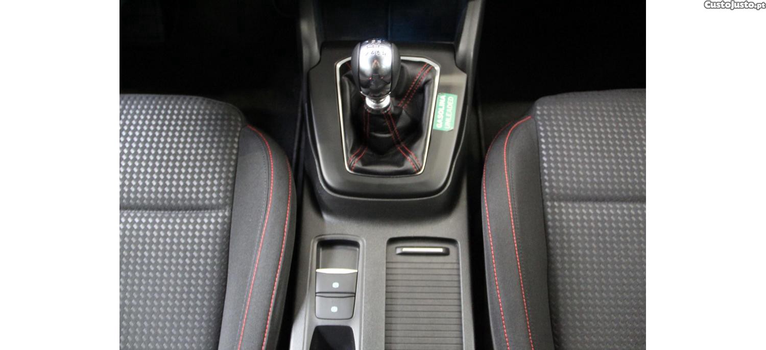 Ford Focus SW 1.0 EcoBoost MHEV Connected — fotografia 7