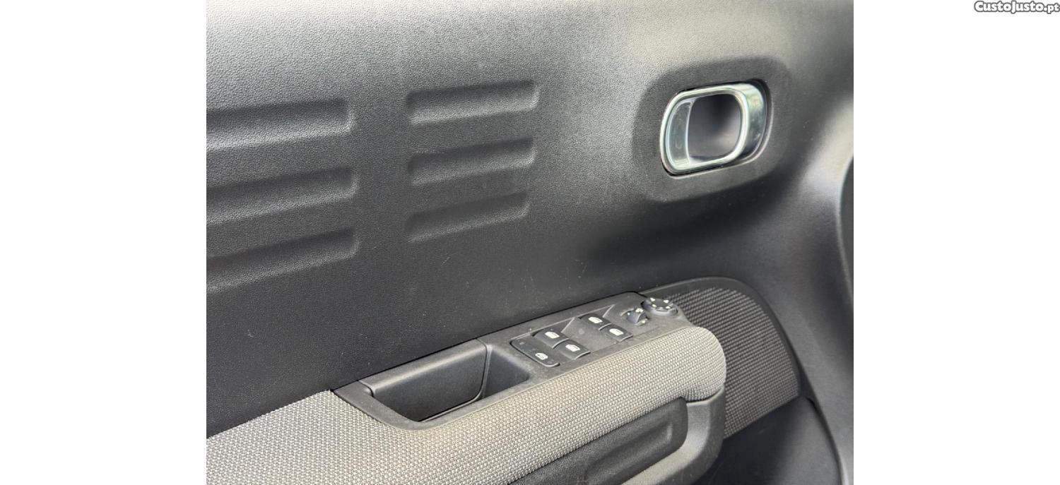 Citroën C3 PureTech Plus 1.2 110cv — fotografia 10