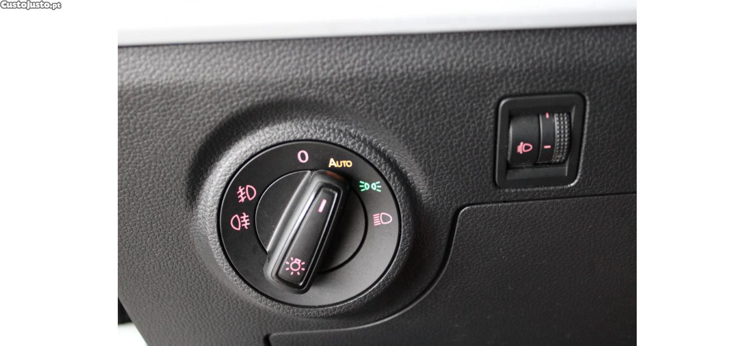 SEAT Arona 1.0 TSI Style 95cv — fotografia 3
