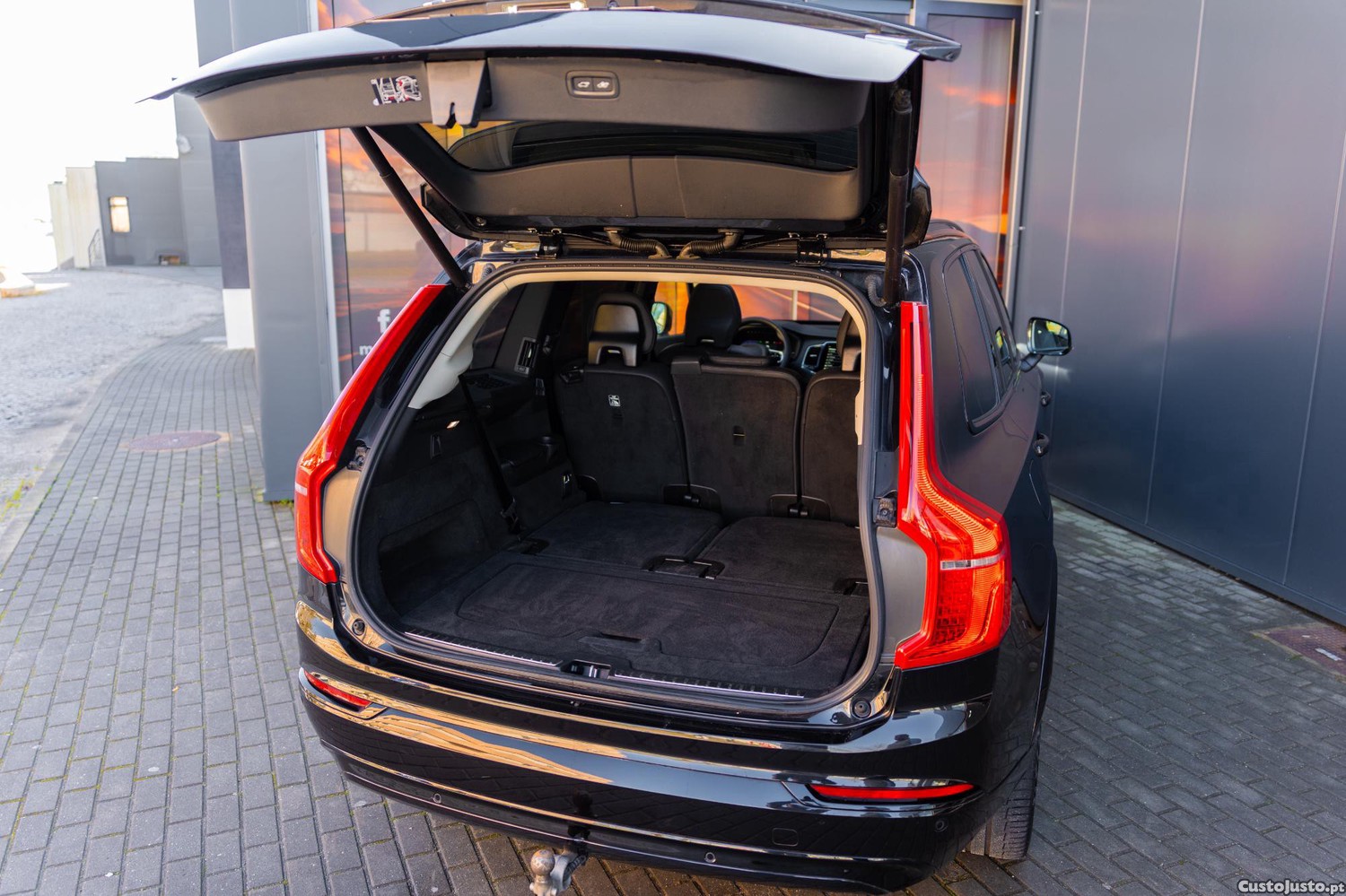Volvo XC 90 8 AWD Recharge Plus Dark — fotografia 17