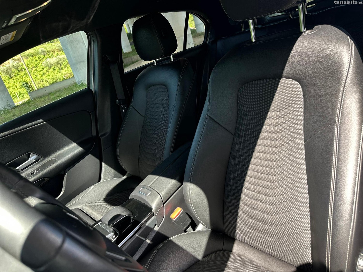 Mercedes-Benz A 180 d Style Plus Aut. — fotografia 13