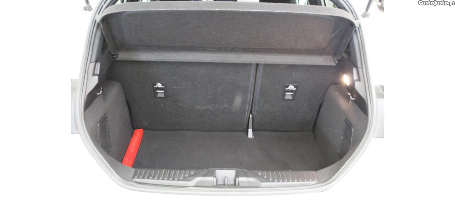 Ford Fiesta 1.0 EcoBoost ST-Line — fotografia 2