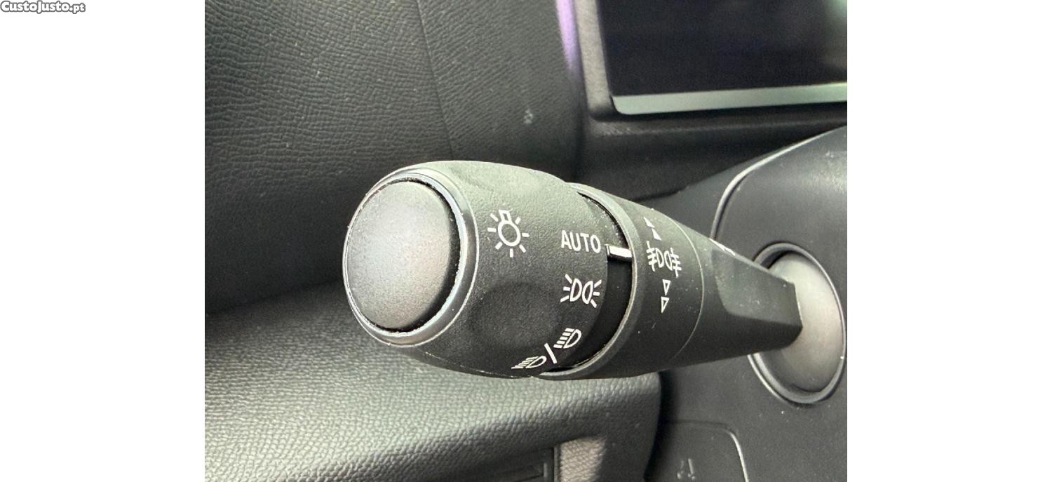 Citroën C4 PureTech Plus 1.2 130cv — fotografia 5