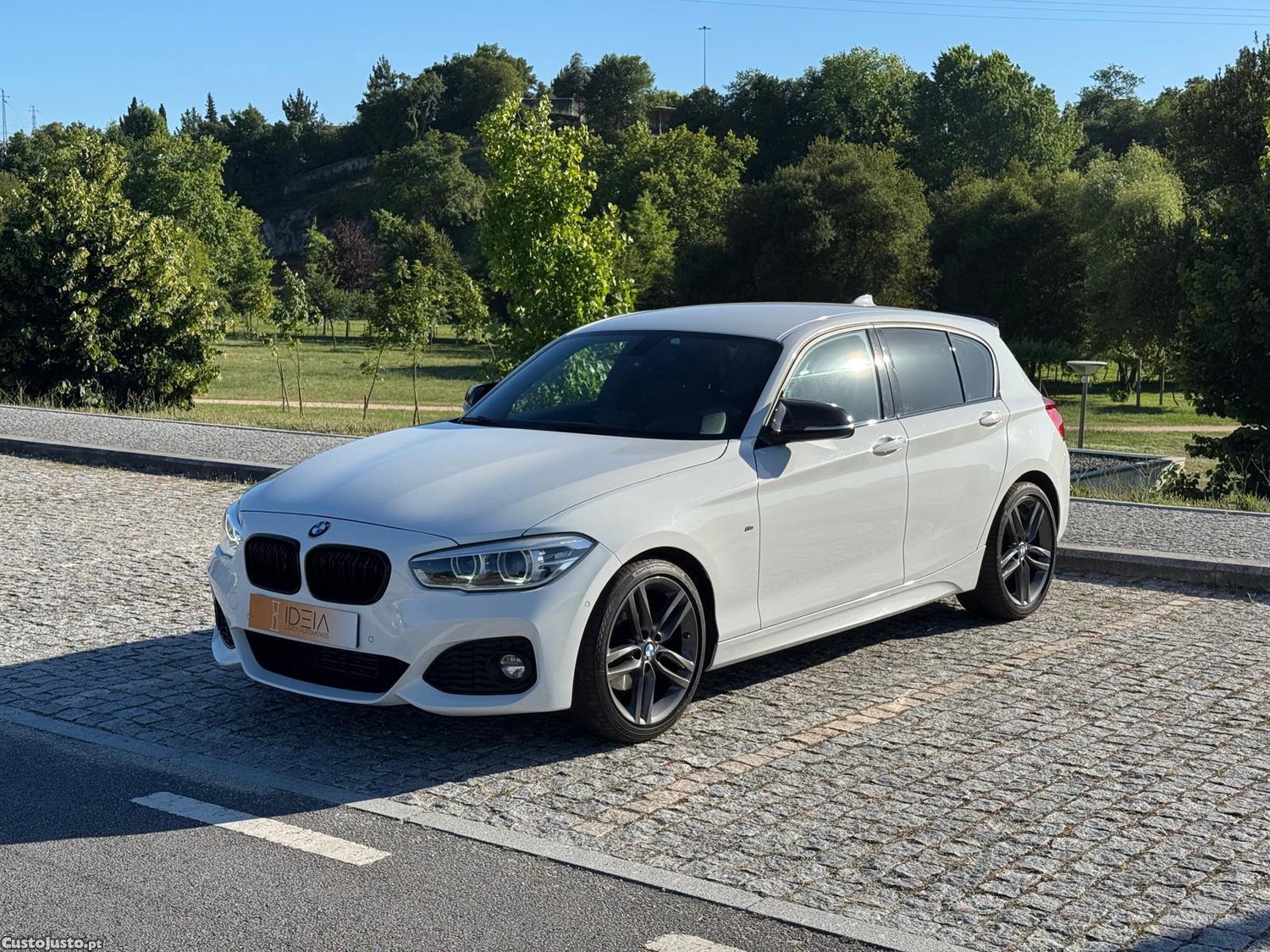 BMW 120 d Pack M Auto — fotografia 8