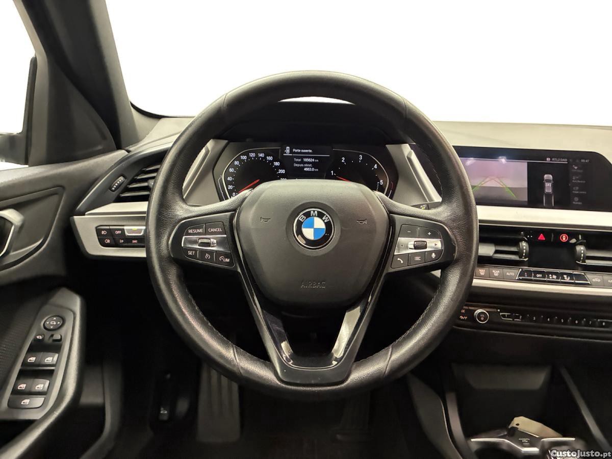 BMW 116 d Business Design - 21 — photo 5