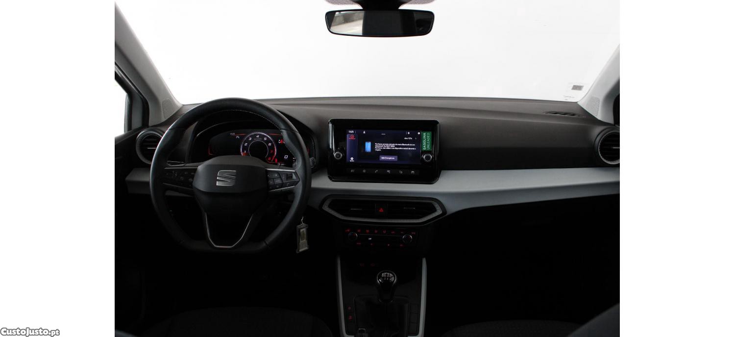 SEAT Arona 1.0 TSI Style 95cv — fotografia 14