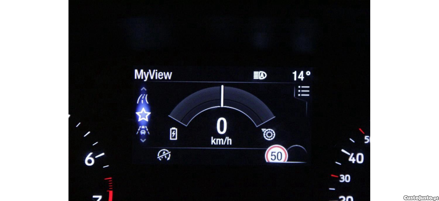 Ford Focus 1.0 EcoBoost 125cv MHEV ST-Line — fotografia 22