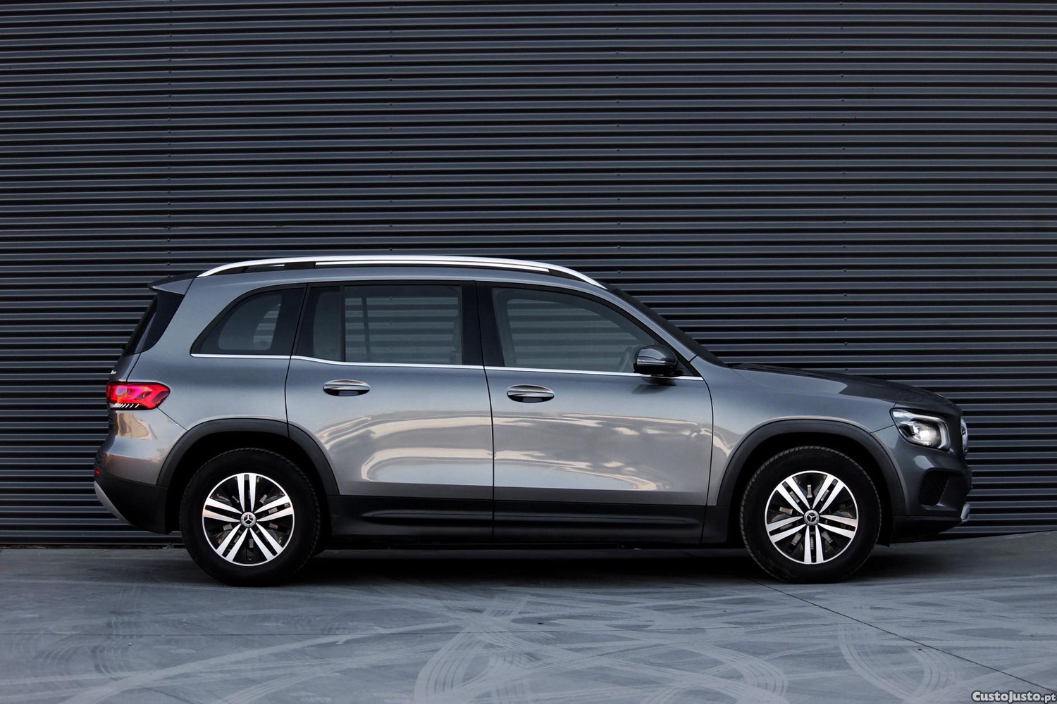 Mercedes-Benz GLB 200 d Progressive — fotografia 26