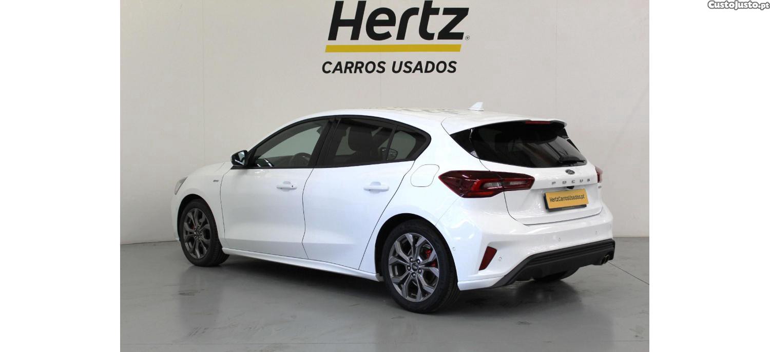 Ford Focus 1.0 EcoBoost 125cv MHEV ST-Line — fotografia 13