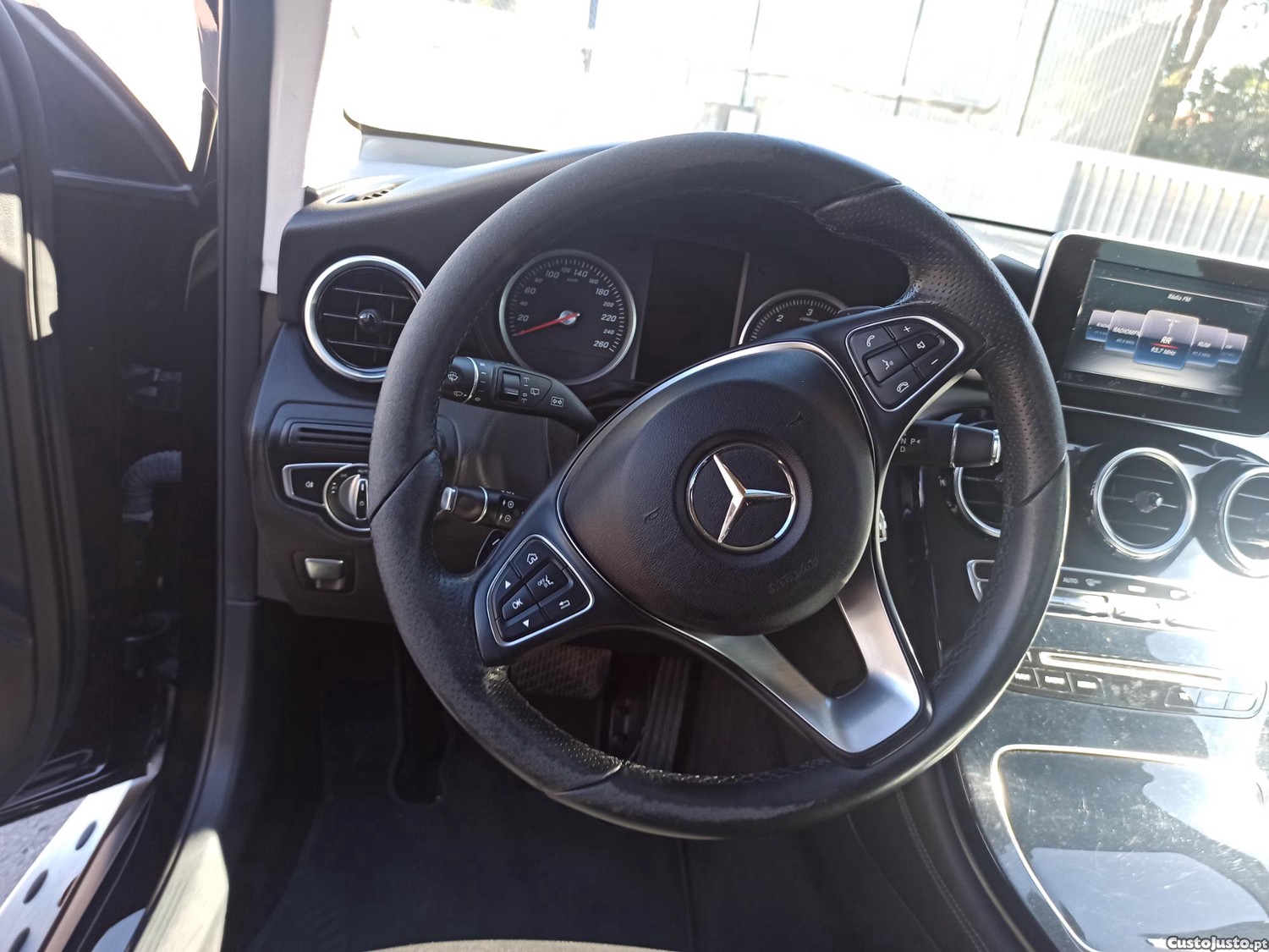 Mercedes-Benz GLC 220 4 matic — fotografia 5
