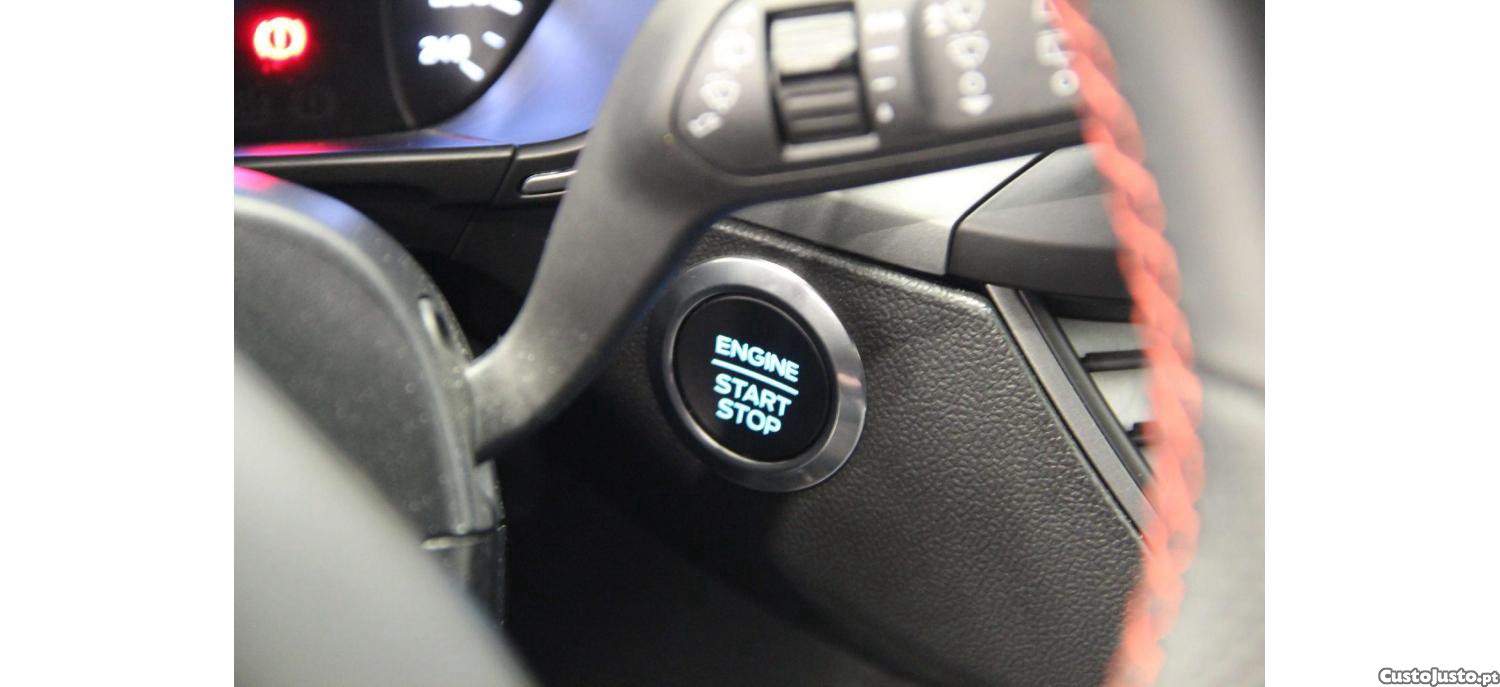Ford Focus 1.0 EcoBoost 125cv MHEV ST-Line — fotografia 10