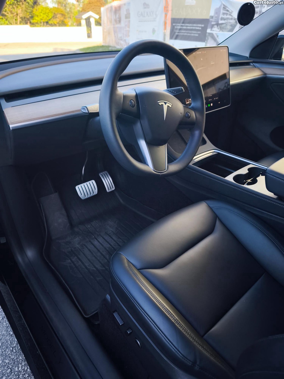 Tesla Model Y Performance — fotografia 4