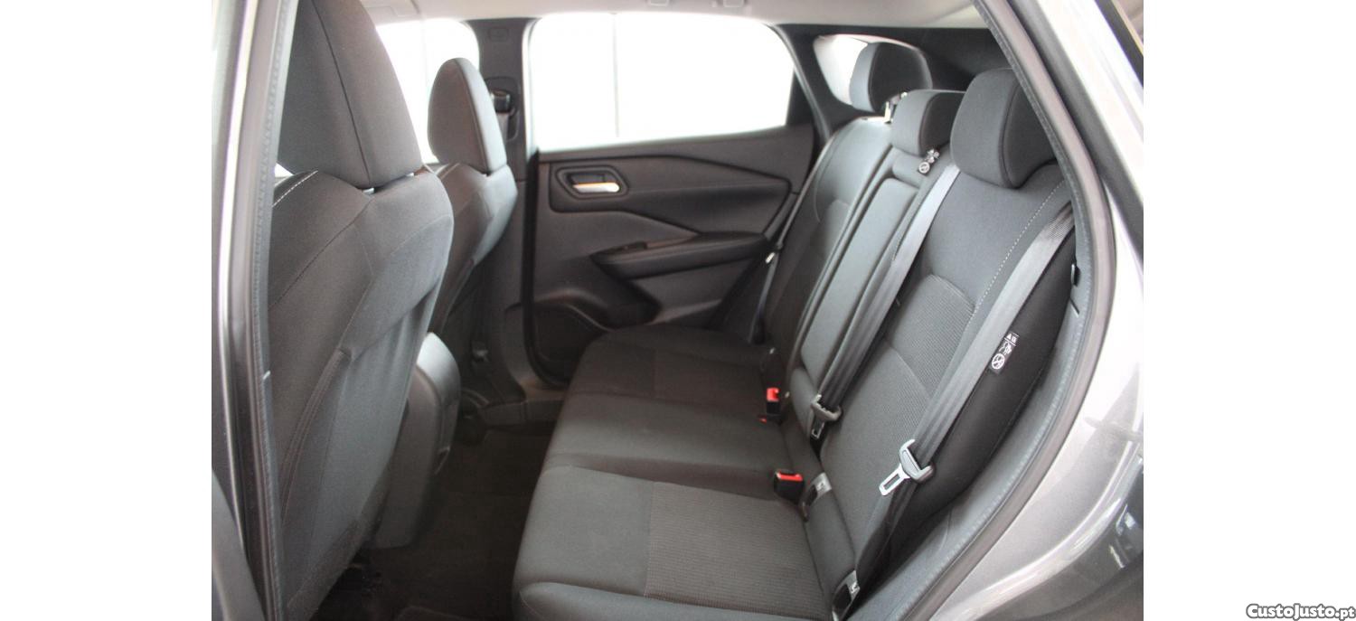 Nissan Qashqai Acenta 1.3 DIG-T 140cv Mhev — fotografia 17