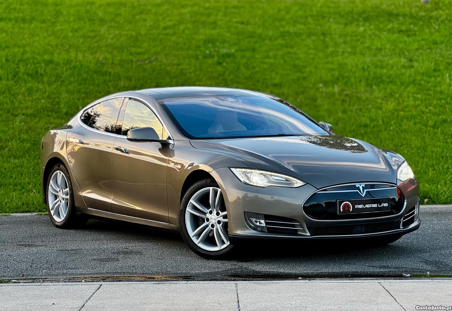Tesla Model S 85 RWD — fotografia 11