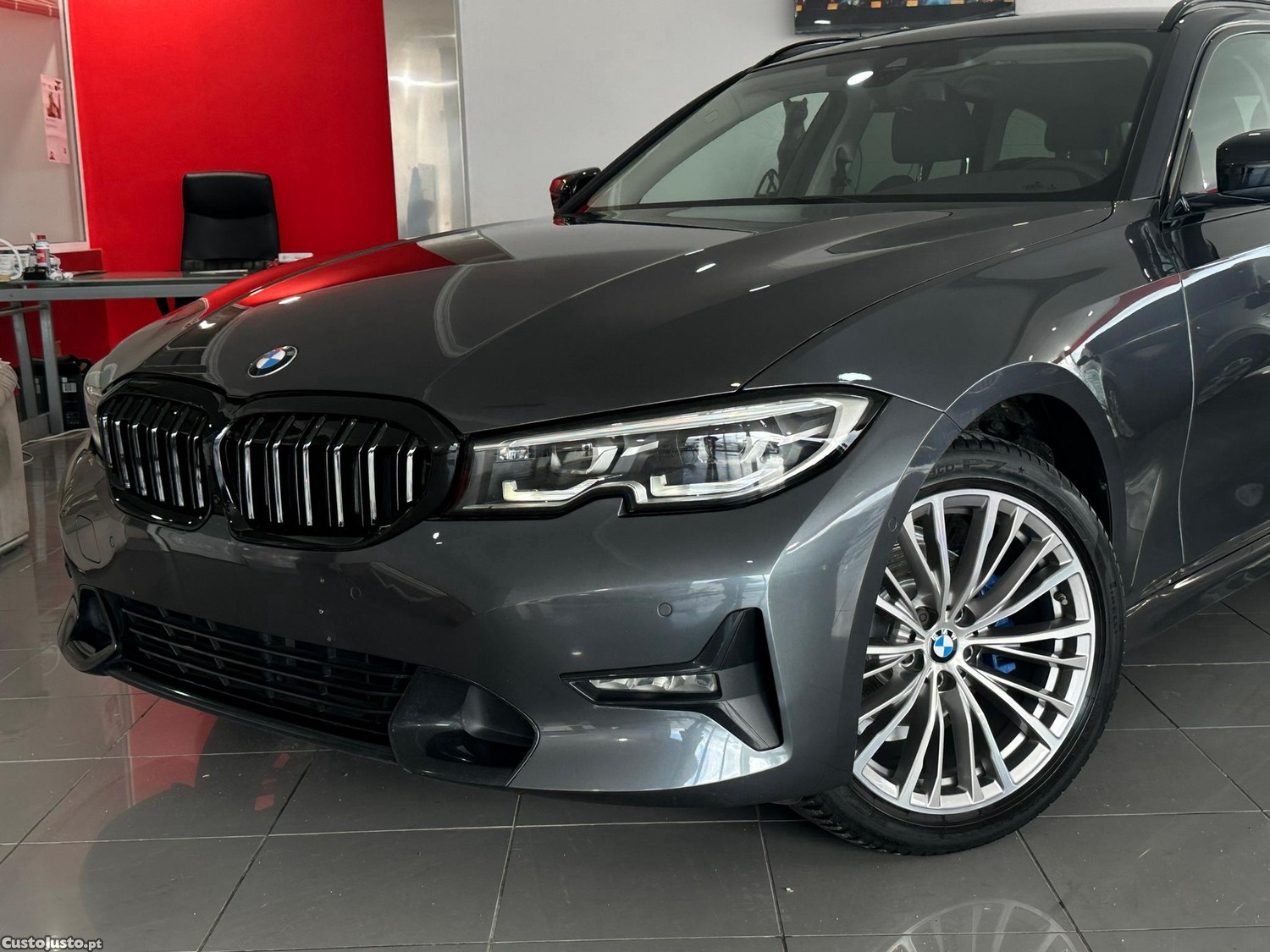BMW 318 d Touring Line Luxury Auto — fotografia 29