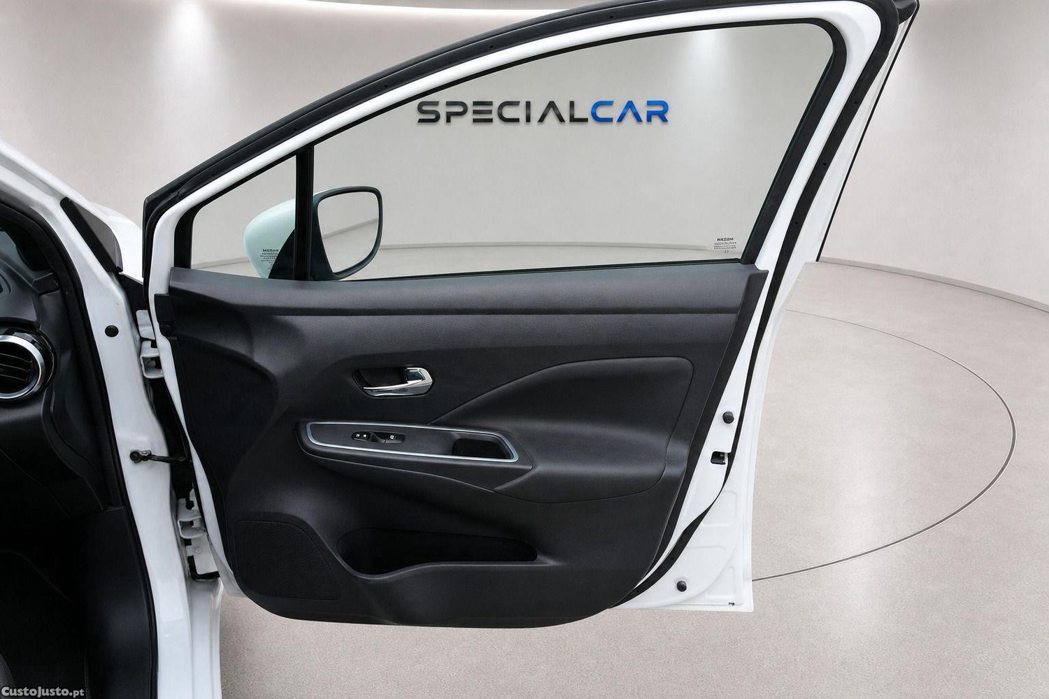 Nissan Micra 1.0 IG-T Acenta — fotografia 10