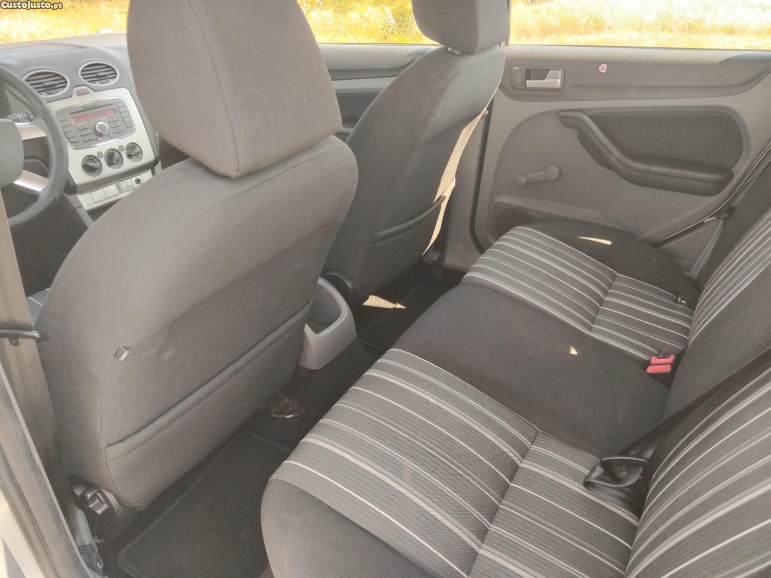 Ford Focus 1.6 TDCI ECOnetic — fotografia 2