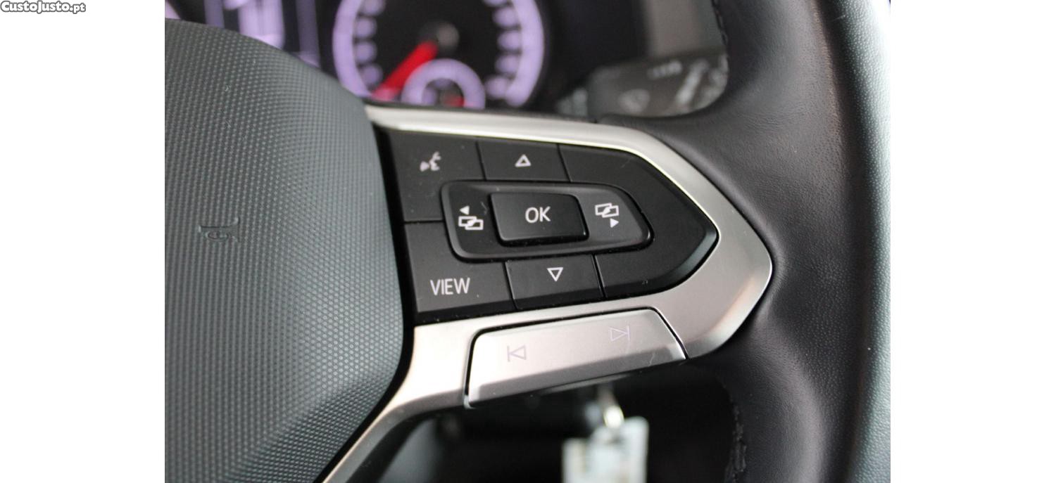 Volkswagen Caravelle Comfortline 2.0 TDI 150cv — fotografia 5