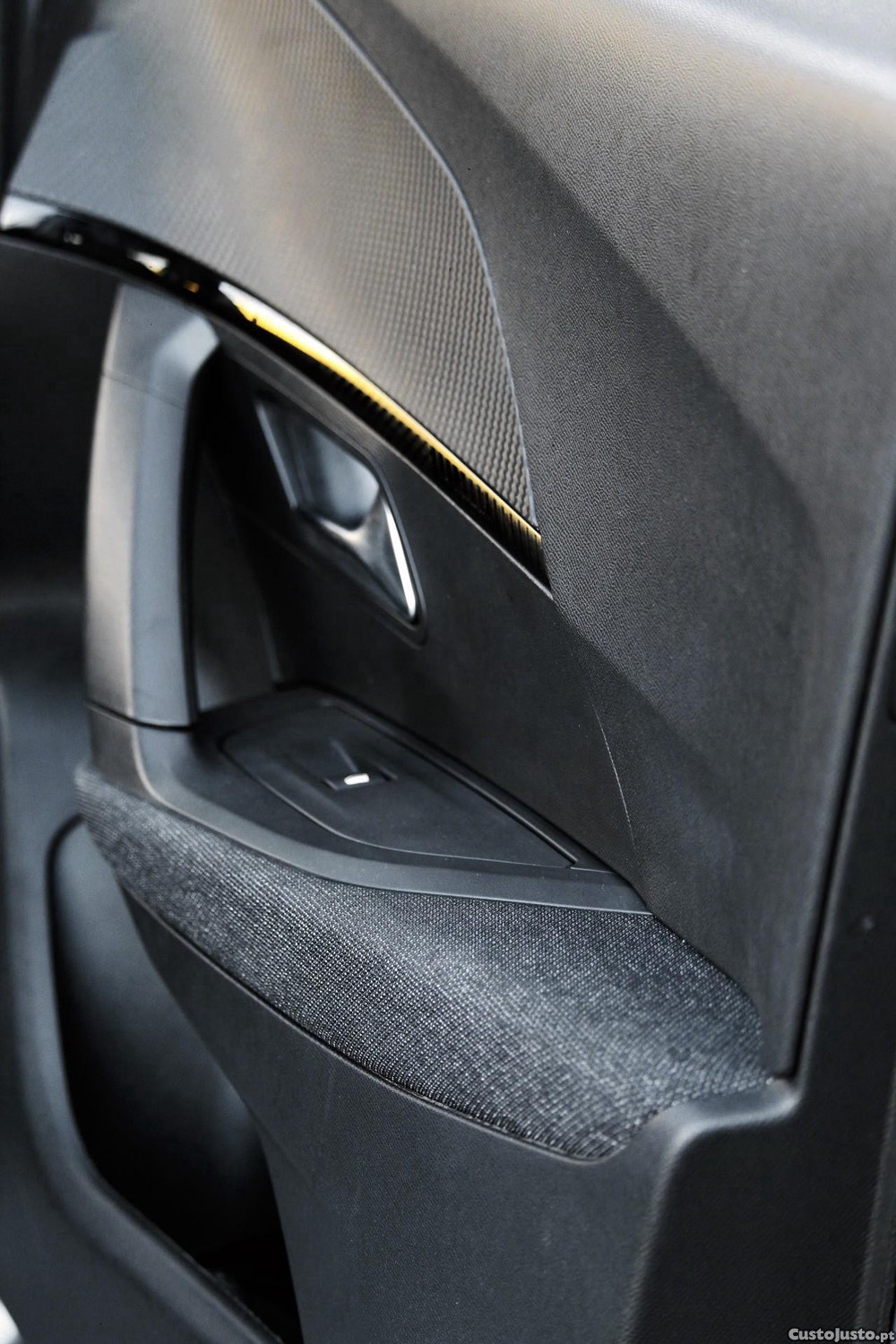 Peugeot 2008 1.2 PureTech Style — fotografia 8