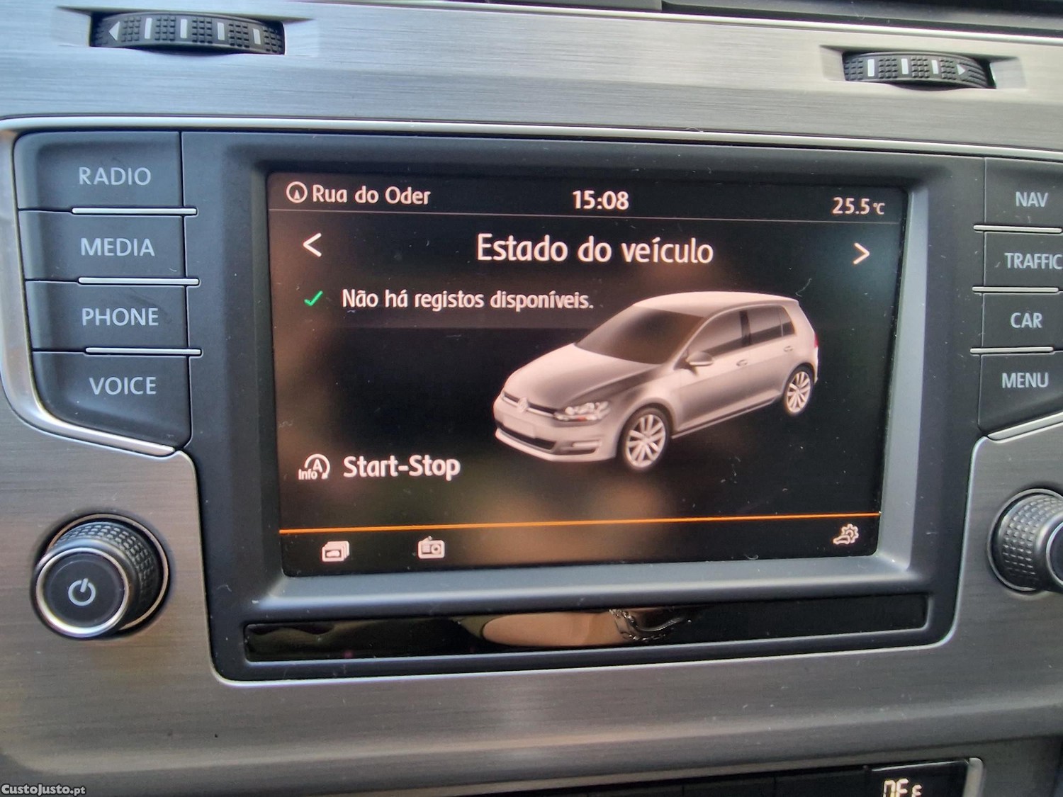 Volkswagen Golf 1.6 Tdi DSG — fotografia 3