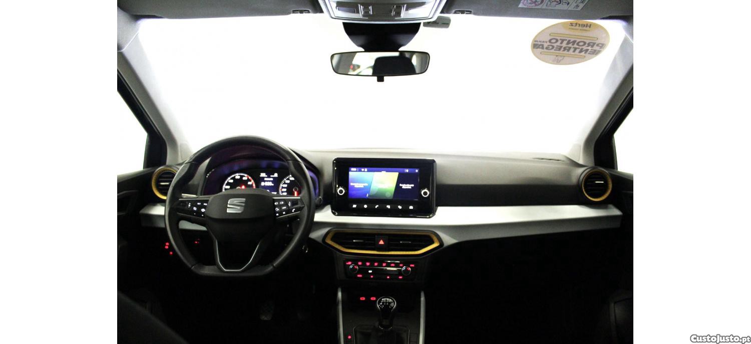 SEAT Arona 1.0 TSI Style 95cv — fotografia 12