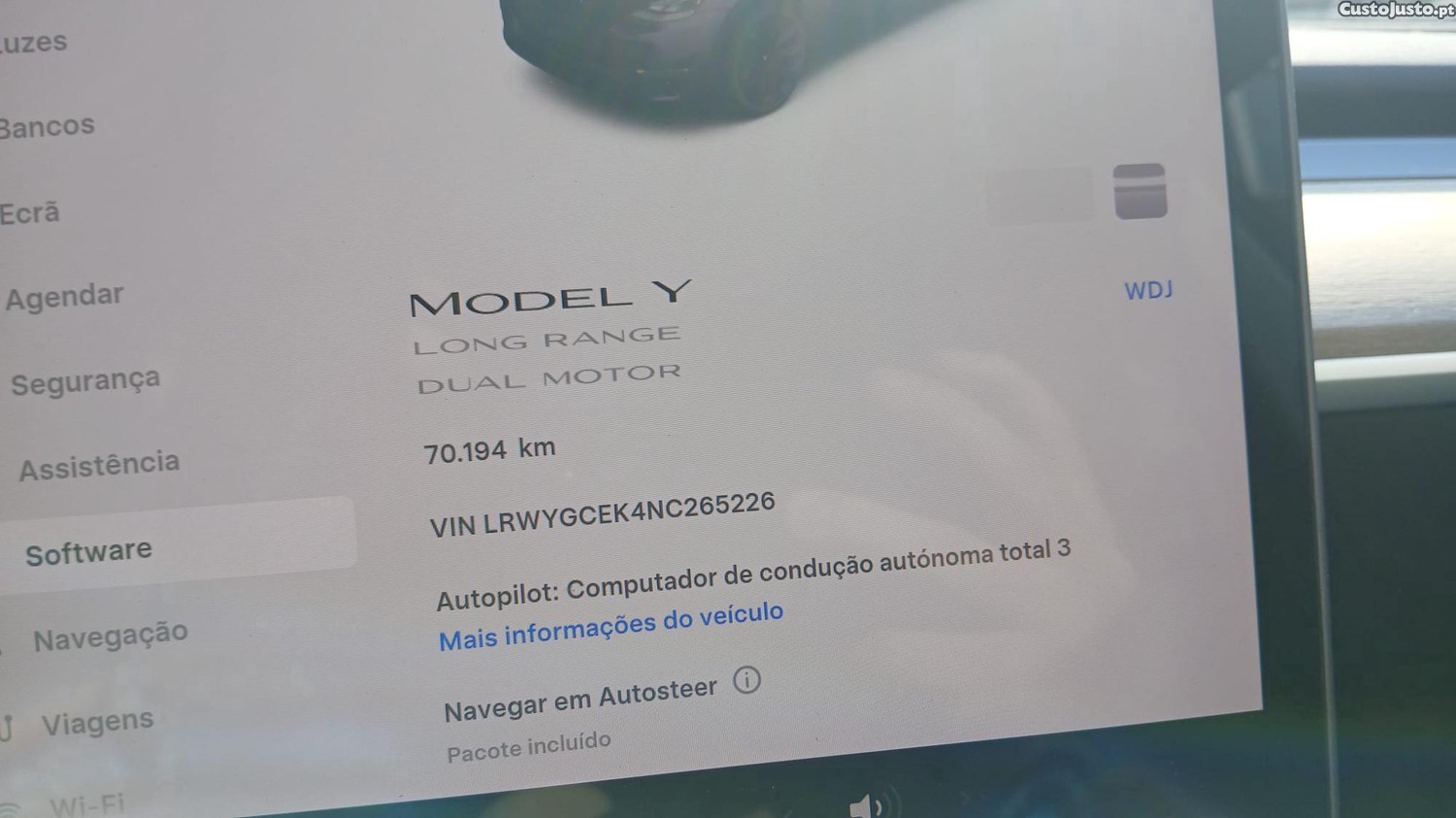 Tesla Model Y Long Range Dual Motor — fotografia 3