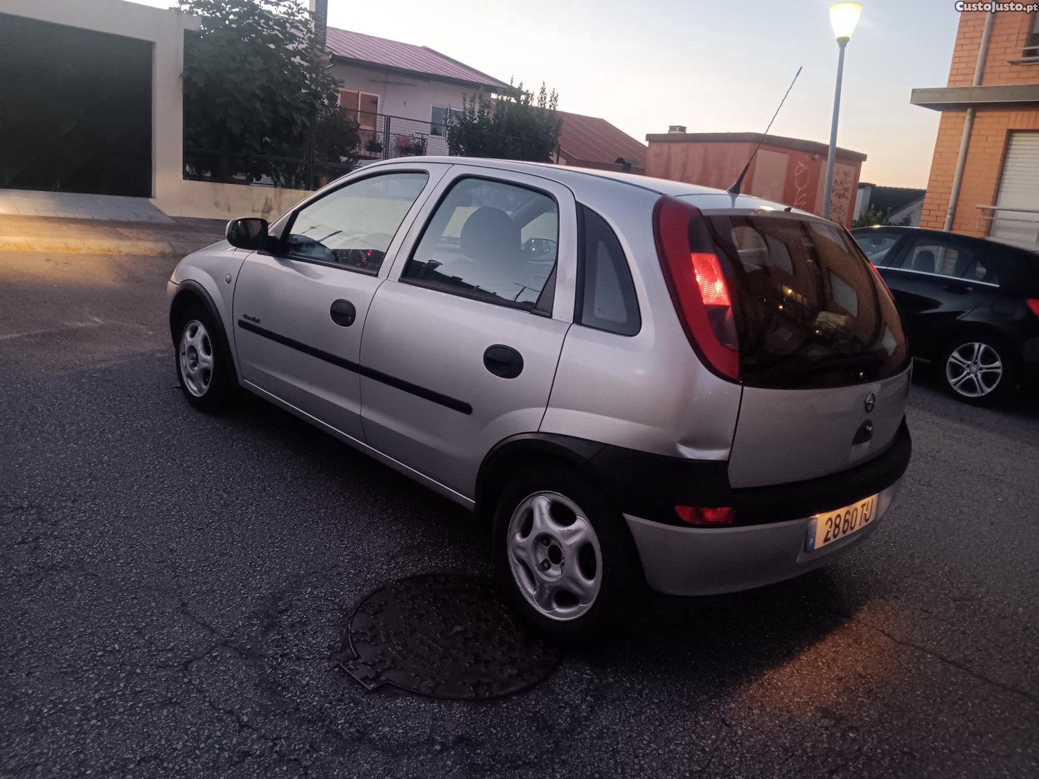 Opel Corsa C Comfort 1.2 — fotografia 3