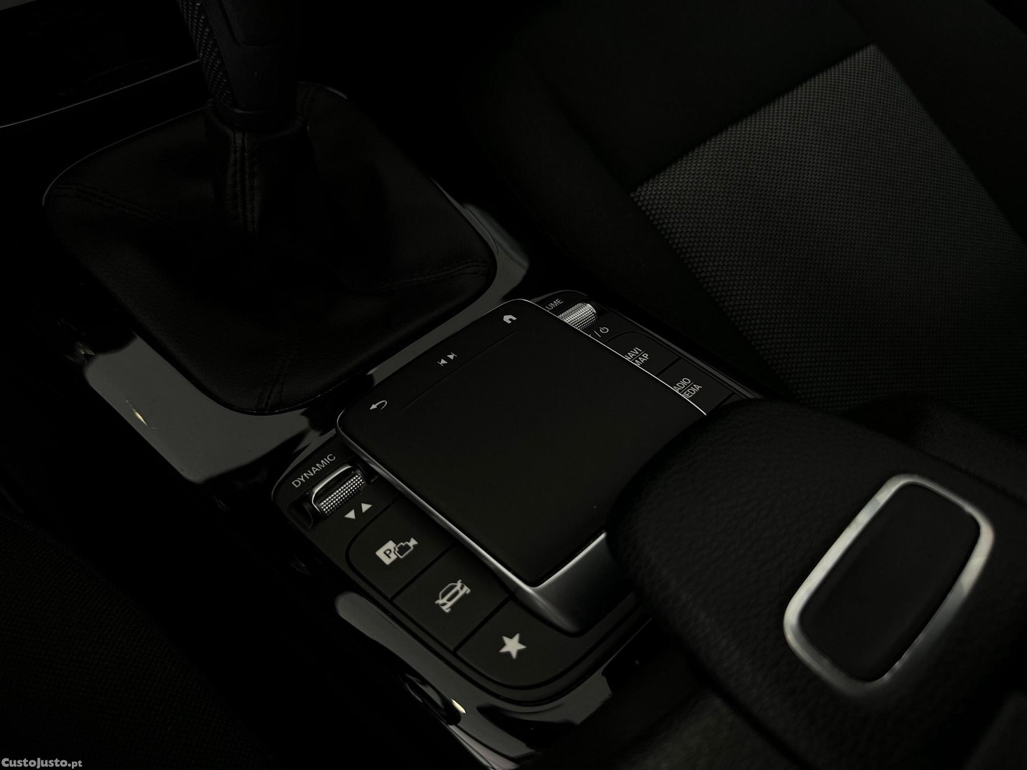 Mercedes-Benz A 180 d Style Plus — fotografia 12