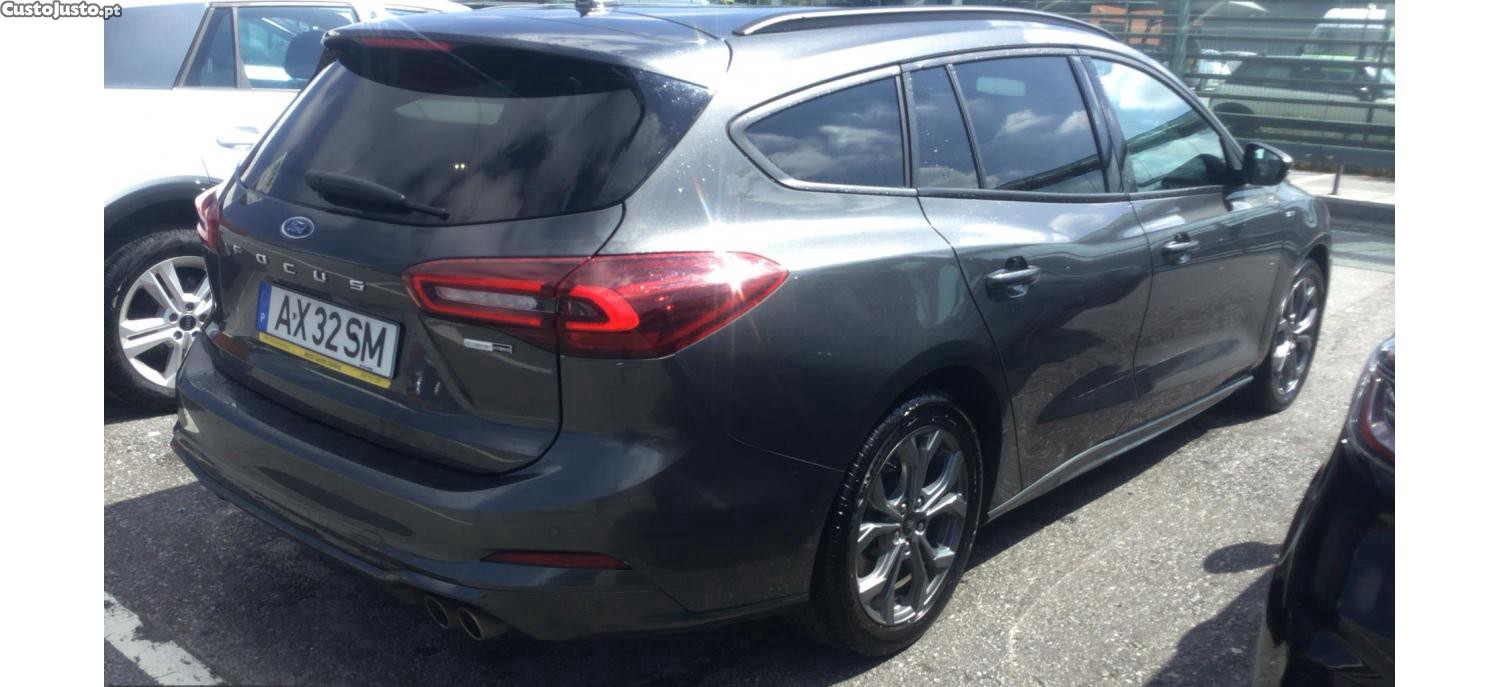 Ford Focus SW 1.0 EcoBoost MHEV ST-Line Aut. — fotografia 19