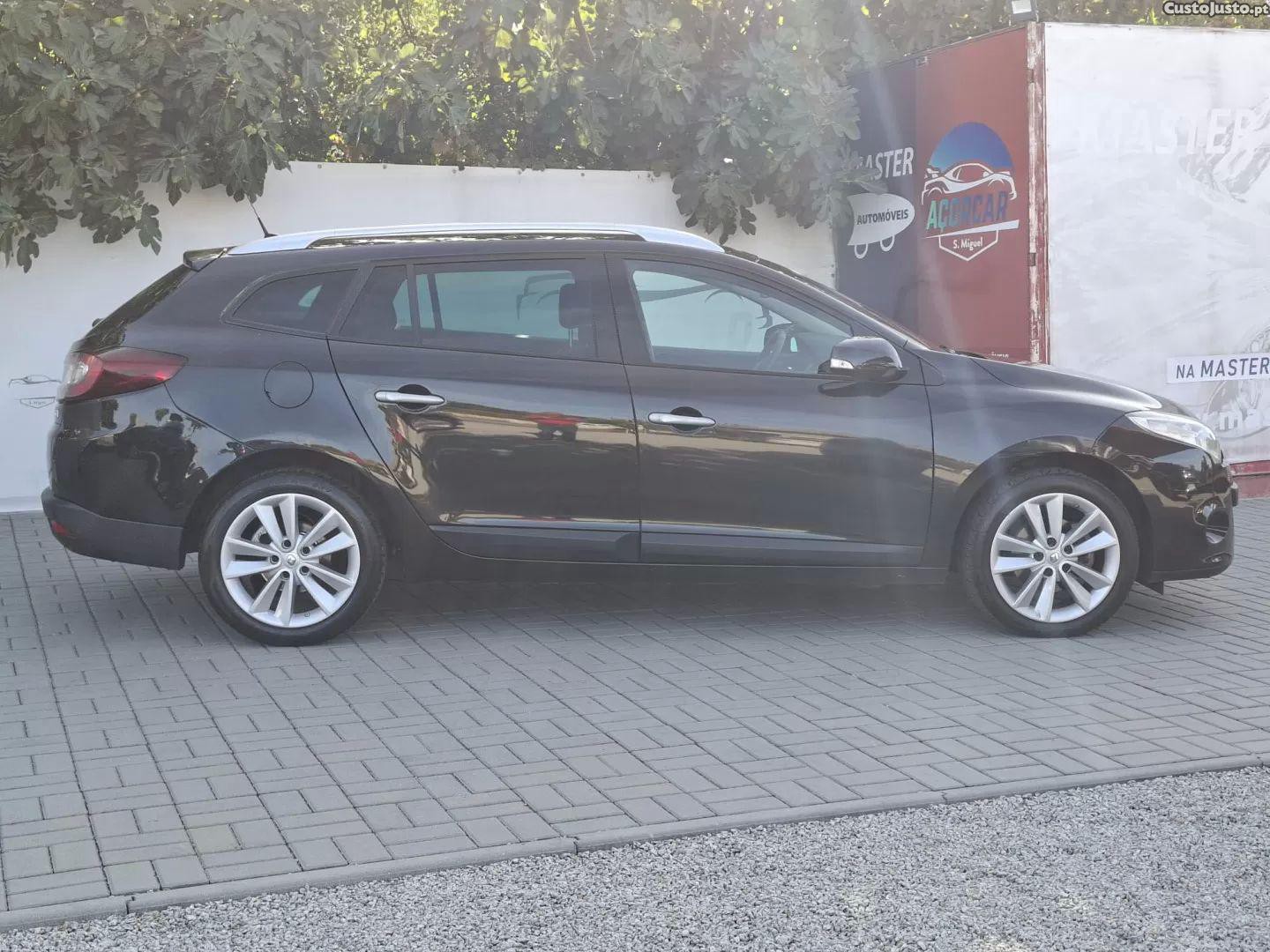 Renault Mégane 1.5 dci dynamique s ss — fotografia 4