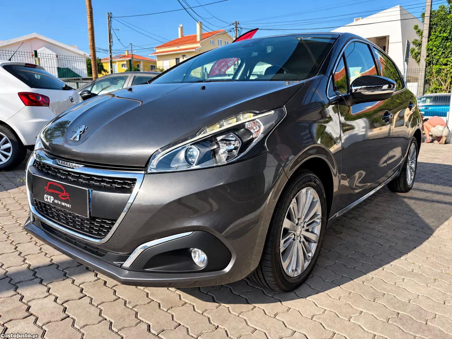 Peugeot 208 1.2 puretech allure — fotografia 8