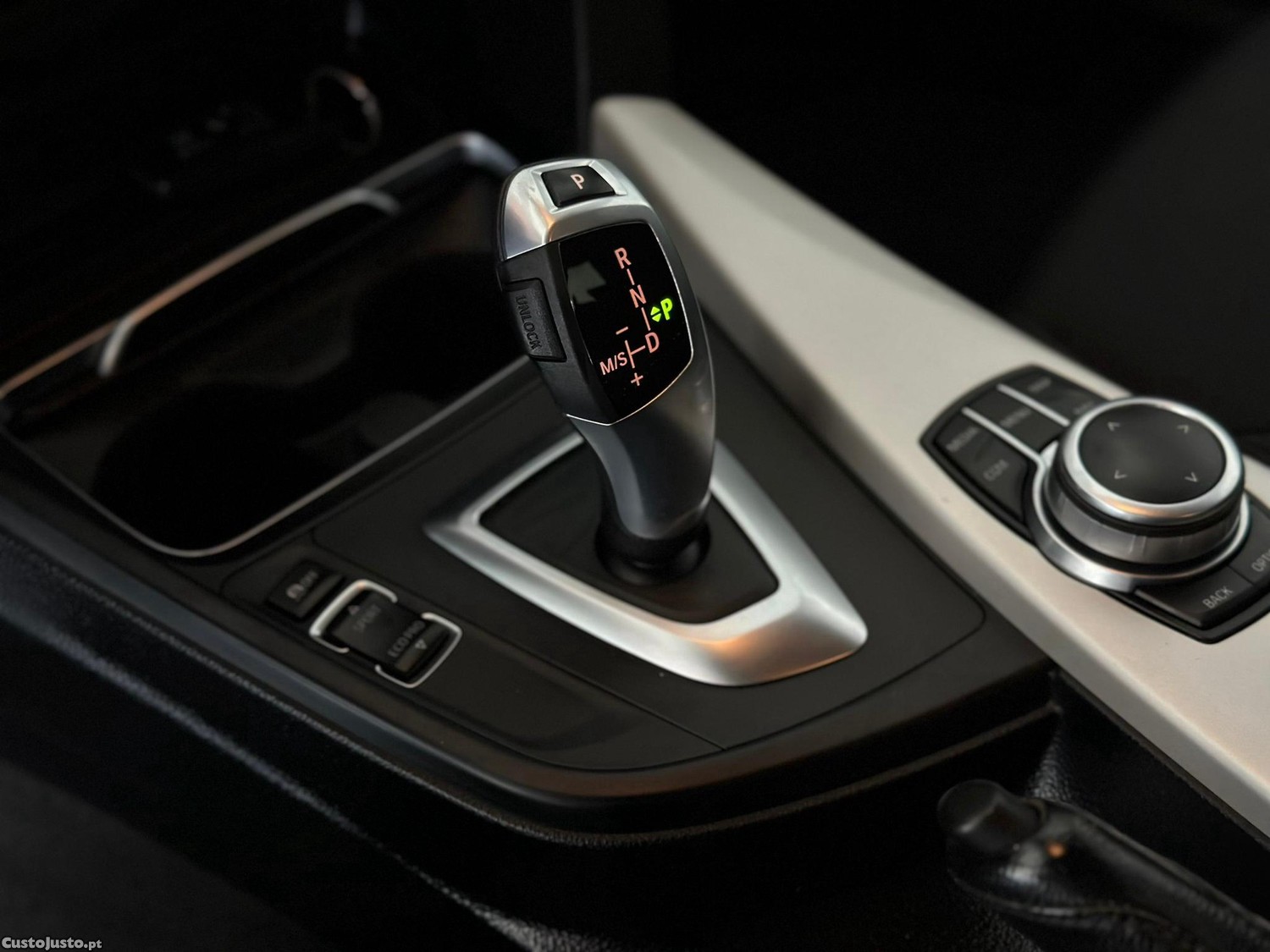 BMW 318 d Pack M Shadow Auto — fotografia 4