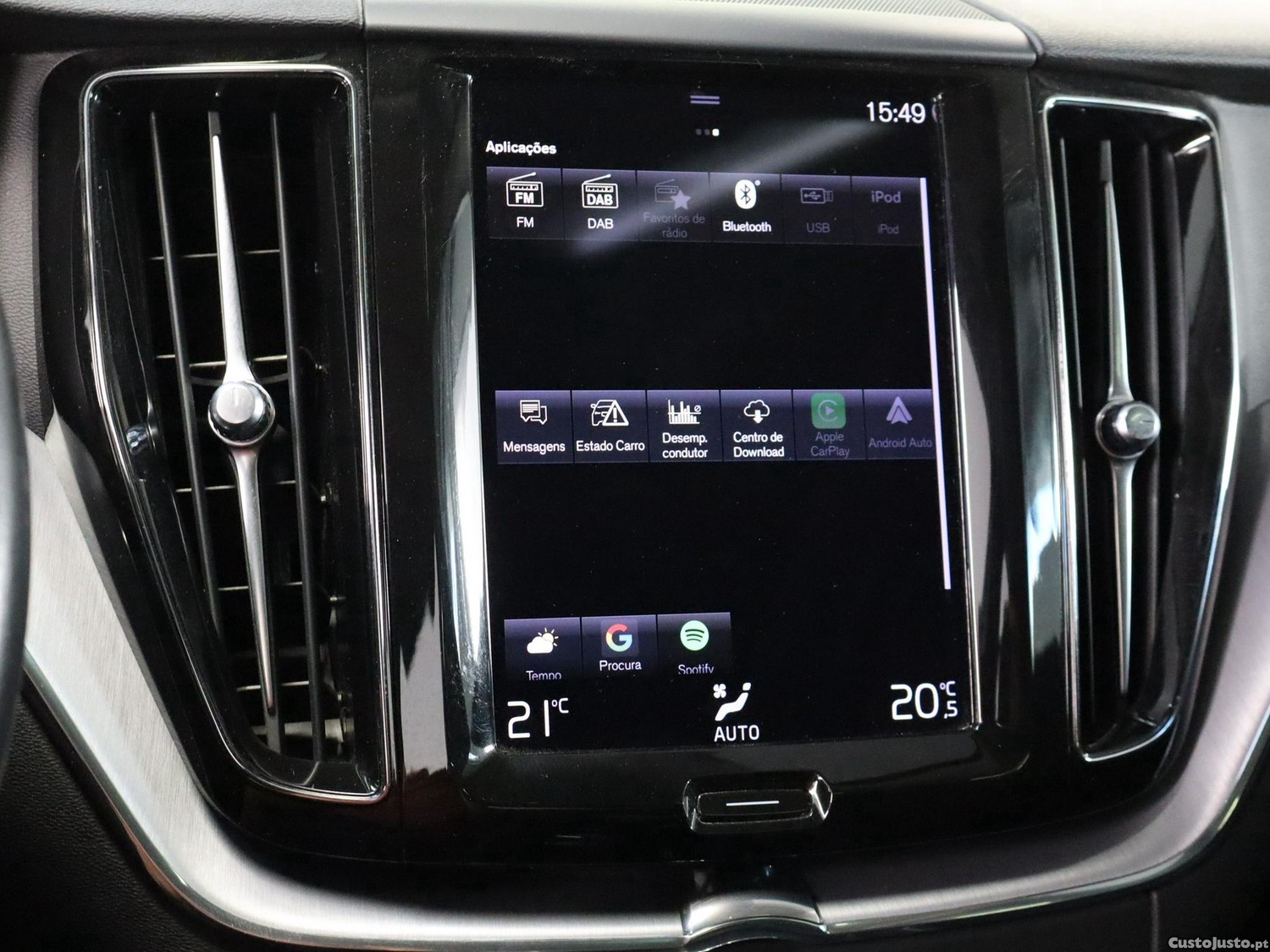 Volvo XC 60 2.0 T6 PHEV Inscription AWD — fotografia 6