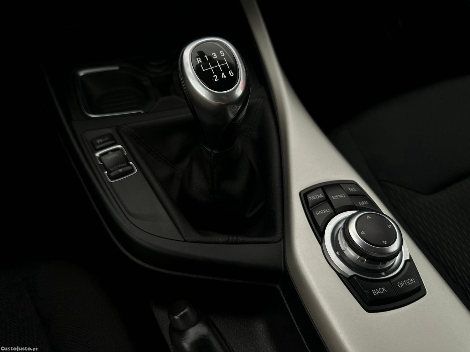 BMW 116 d EfficientDynamics Line Urban — fotografia 5