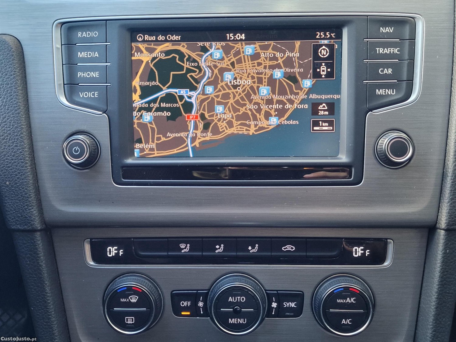 Volkswagen Golf 1.6 Tdi DSG — fotografia 7