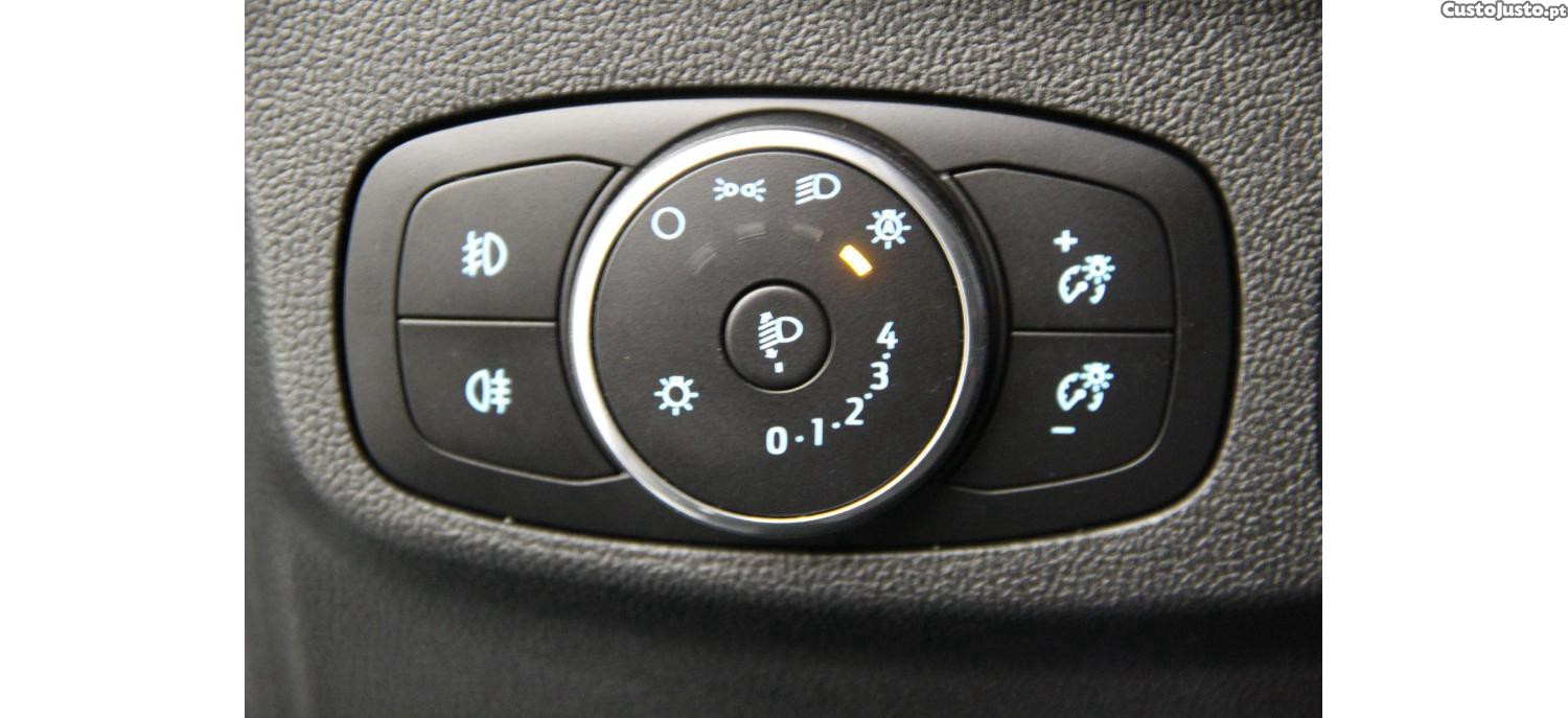 Ford Focus SW 1.0 EcoBoost MHEV Connected — fotografia 5